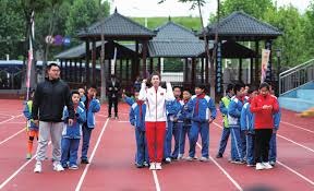 意媒：梅努是那不勒斯中场引援首选，备选方案包括弗拉泰西